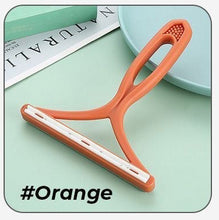 Load image into Gallery viewer, Portable Double-Sided Manual Lint/Pet Hair Remover/Epilator Woolen Sweater Fuzz Shaver in 4 Colors