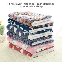 Load image into Gallery viewer, Soft Coral Fleece Thickened Blanket Puppy/Dog Mat For Warm Sleeping in 6 Colors &amp; 4 Sizes
